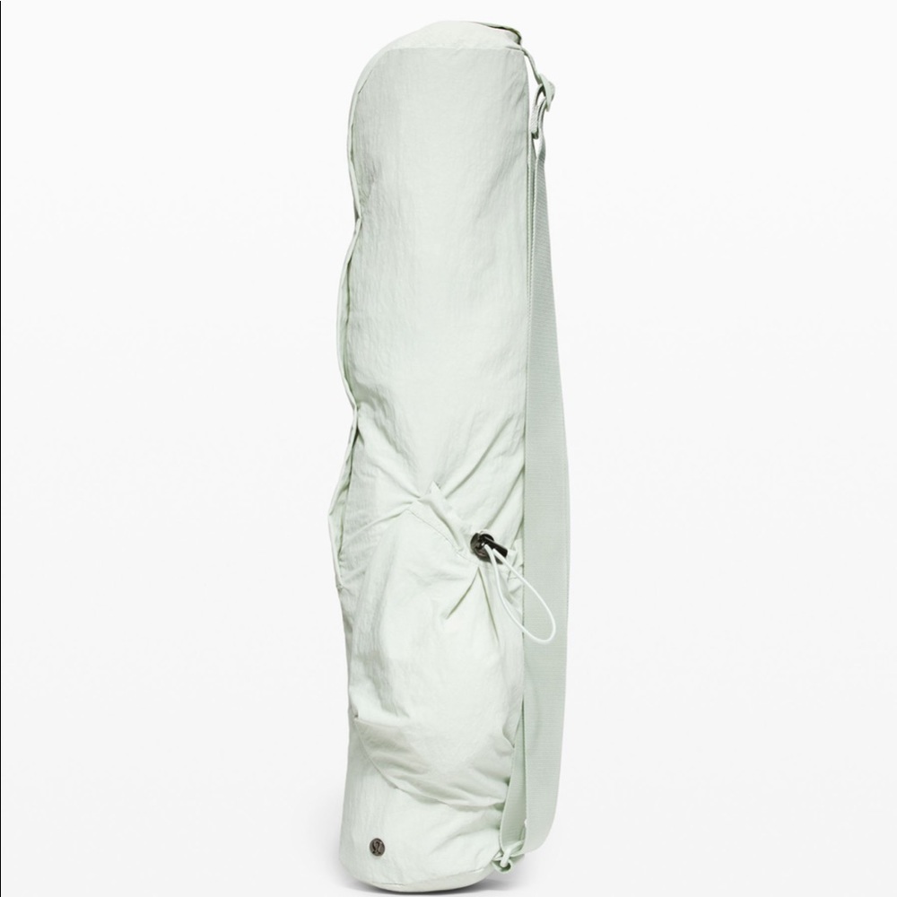 Lululemon THE YOGA MAT BAG *16L - NWT